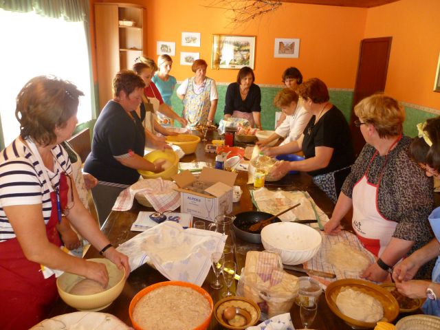 PEKA KRUHA IN ZAKLJUČEK - foto