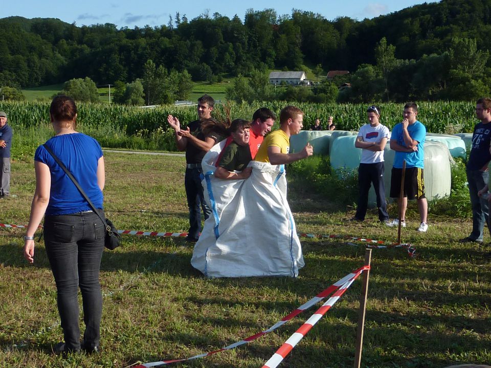 Kmečko  tekmovanje  v Ločah - foto povečava