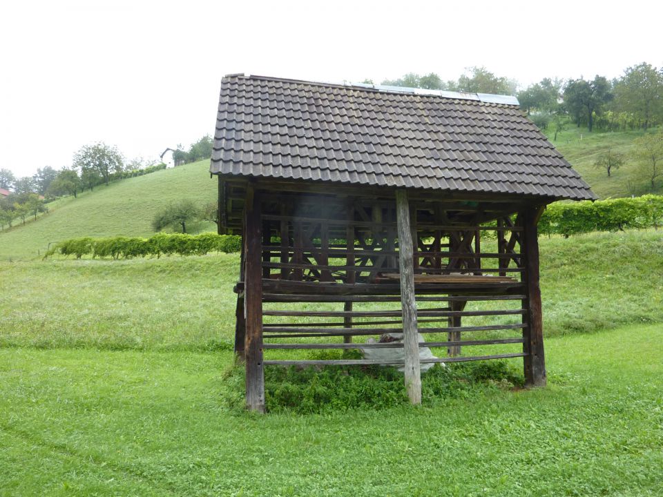 IZLET  V DOBRNO  IN  PO POTEH  - foto povečava