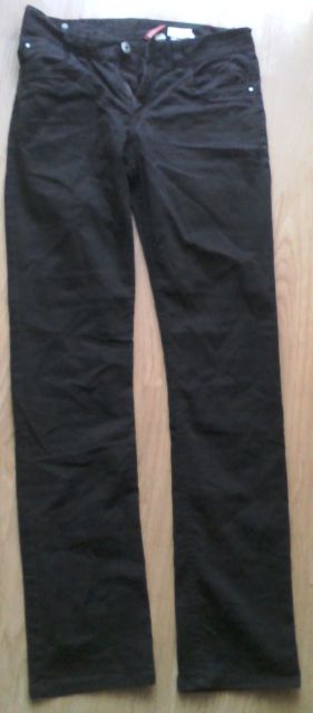 H&M temno rjave hlače z vzorčkom