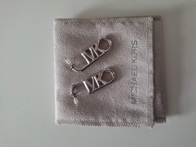 Original Michael Kors uhani, nikoli noseni