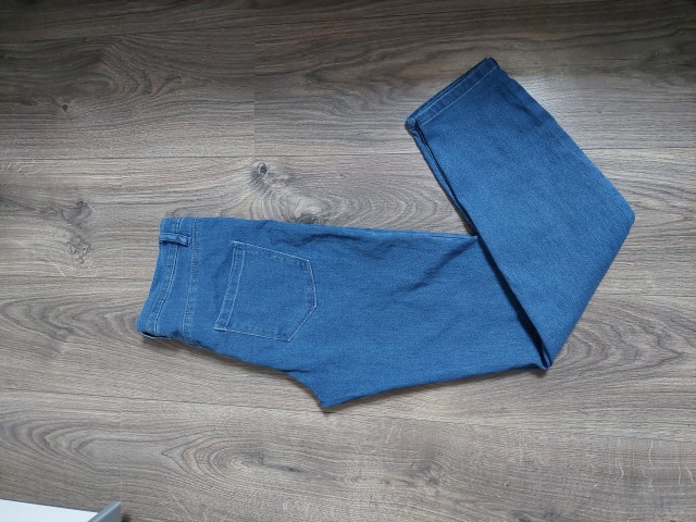 Nove jeans pajkice št.38 5€ - foto