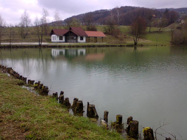 KARLOVČE-ribnik-SLIVJE - foto