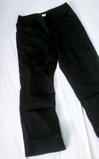 Črne kapri hlače
