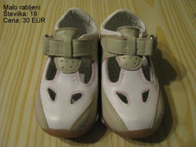 Otroška obutev - foto