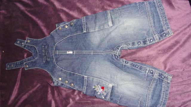 Jeans H&M, zapenjanje tudi med nogami