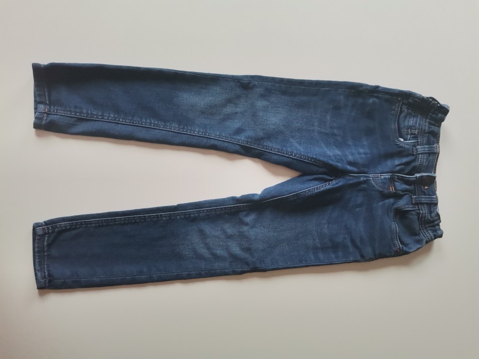 C&A kavbojke skinny 122; 9€