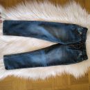 Next 122; 8€