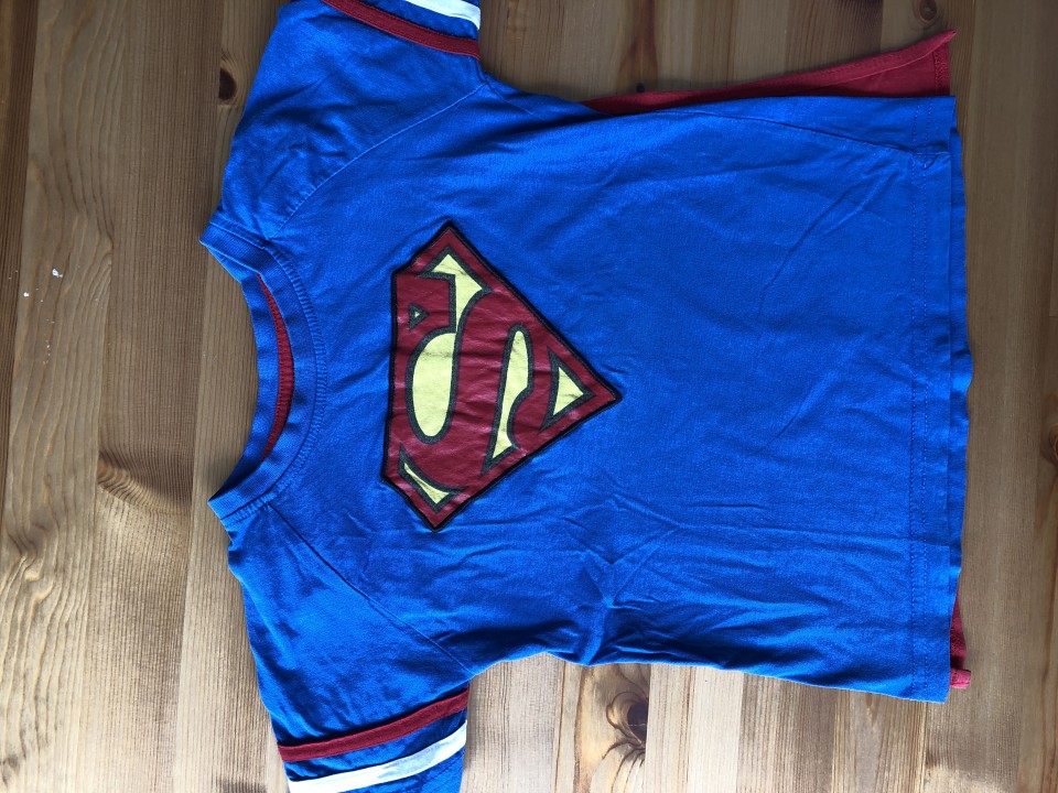 Superman majica fant st. 104/110 (4 leta)  cena 2,5€+ptt
