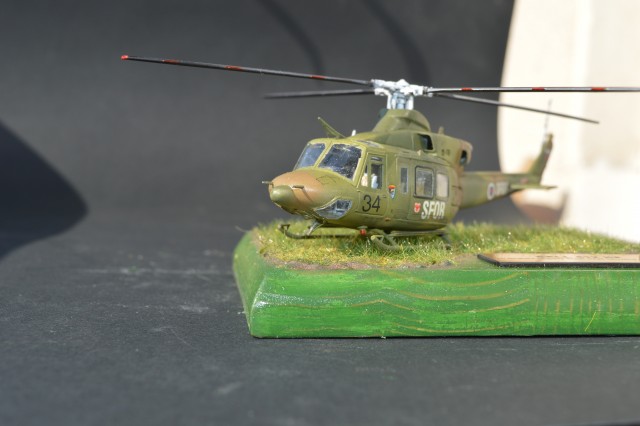 Bell 412 - foto