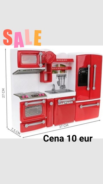 MINI  KUHINJA  ZA  IGRANJE  S  PRIPOMOČKI