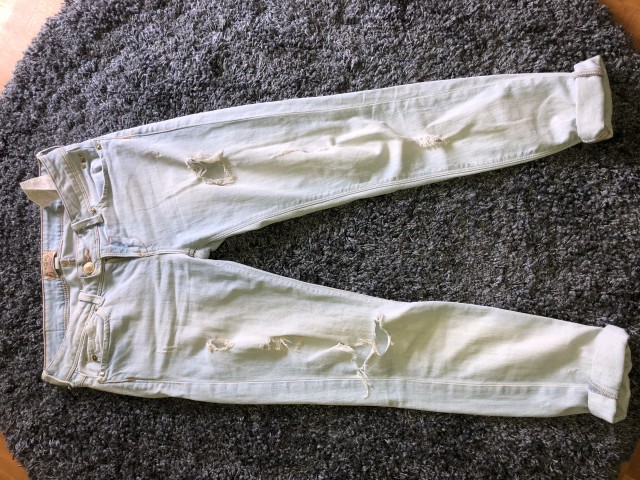 7€ jeans hlače (št. 36)