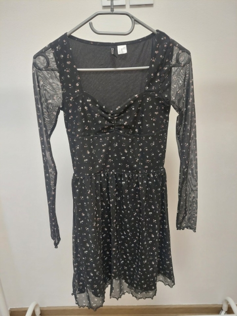 H&M DIVIDED OBLEKA ŠT.XS