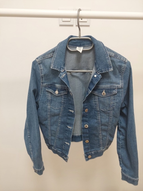 JEANS JAKNA H&M ŠT.158