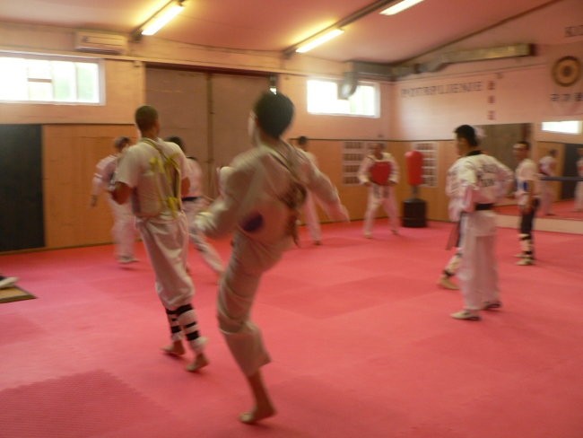 Taekwondo - trening borbe - foto povečava