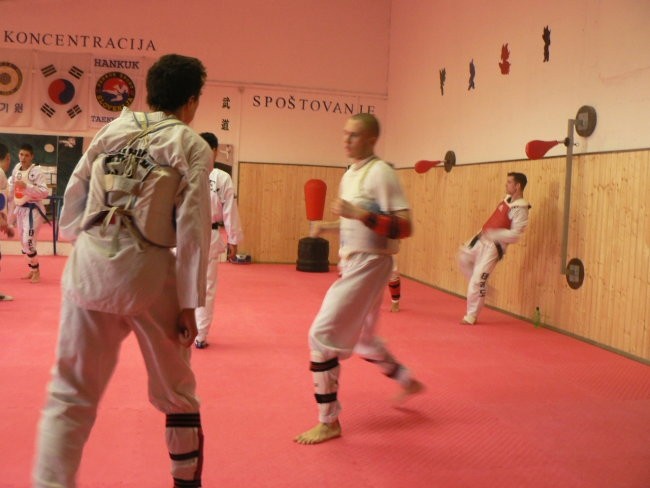 Taekwondo - trening borbe - foto povečava