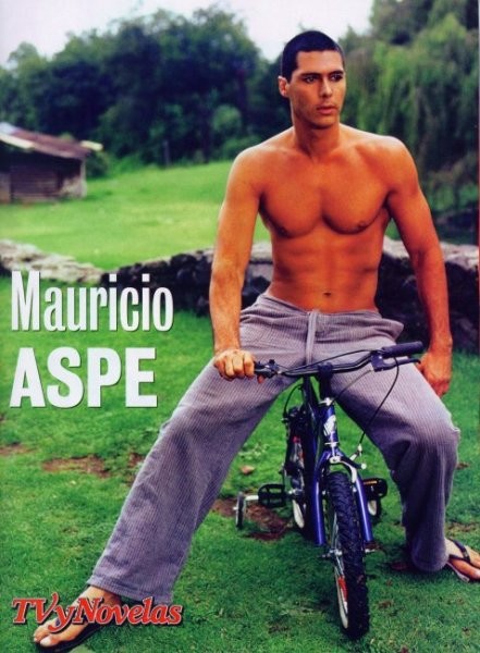 Mauricio Aspe - Hector - foto povečava