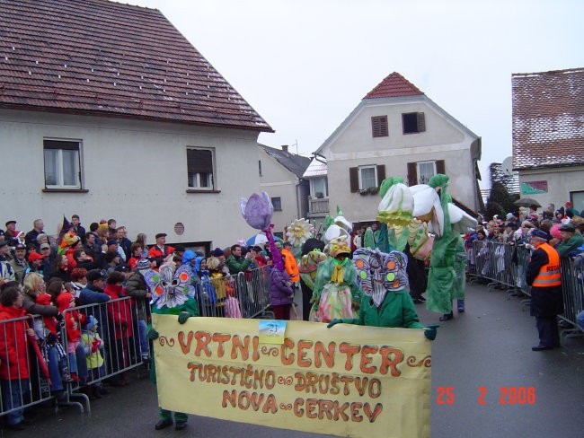 Nova cerkev -pust 2006 - foto povečava