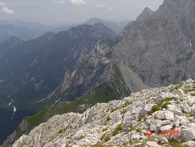 Pogled na kamniško sedlo z vrha Brane 