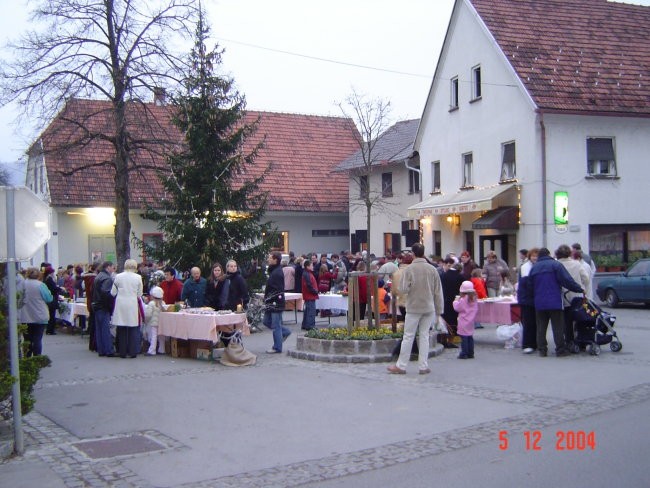 Nova cerkev iz zraka in z tal - foto povečava