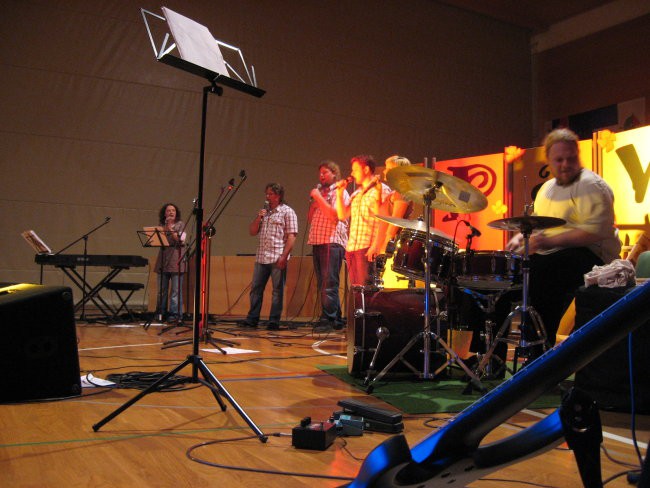 Letni koncert v Gimnaziji Litija 16.5.2008 - foto povečava