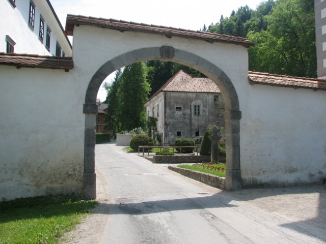 Polhov gradec - foto