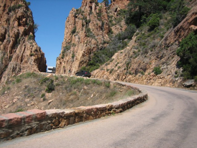 Znamenita cesta (zahoda obala), kjer je raj za motoriste (za gume motorjev malo manj)