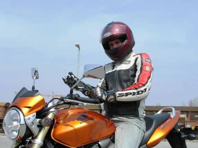 Honda hornet - foto