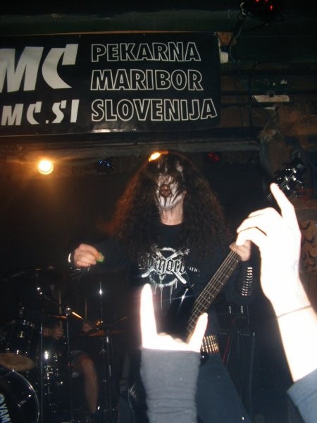 25.12.06 - Xmass metal attack - MC Pekarna - foto povečava