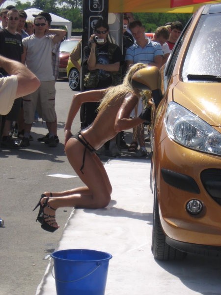 Car tuning - foto