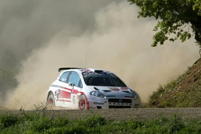 Punto S2000 - foto povečava