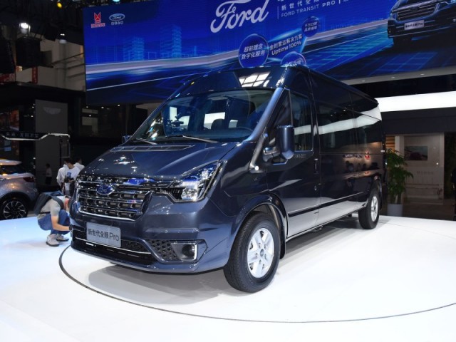 Ford Modernizes The Old Transit Custom In China