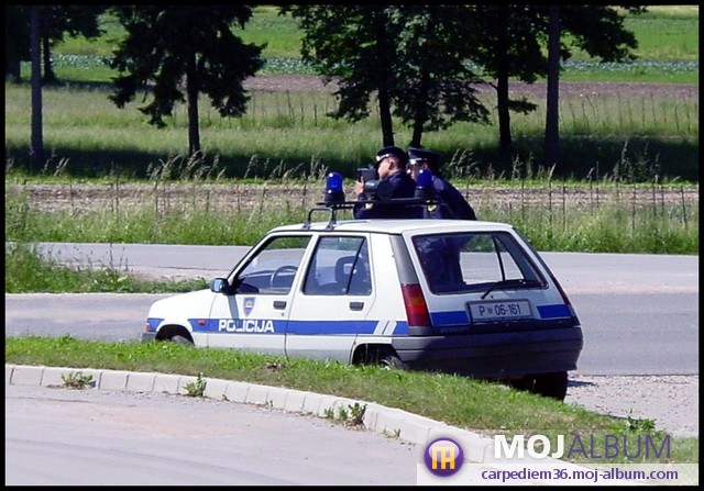 Policija - foto