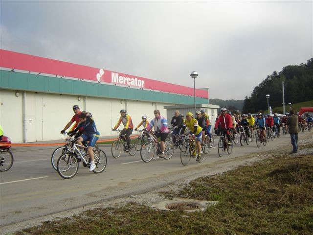 Slovenija kolesari 06 - foto povečava