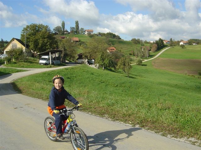 Slovenija kolesari 06 - izbor - foto povečava