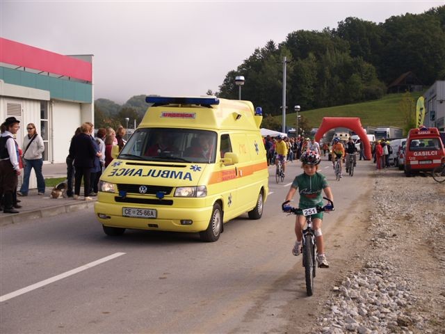 Slovenija kolesari 06 - izbor - foto