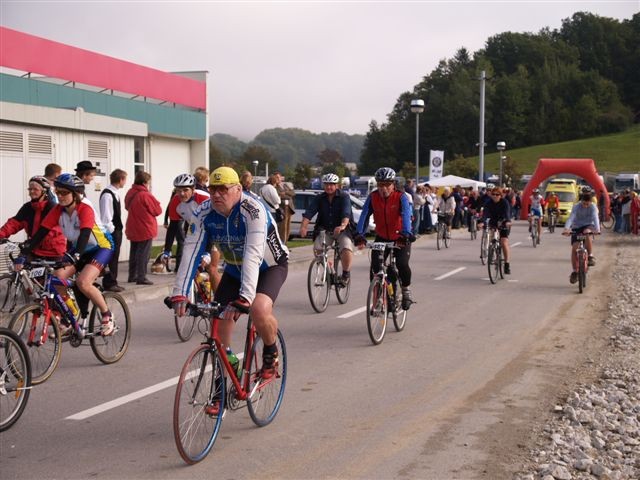 Slovenija kolesari 06 - izbor - foto povečava