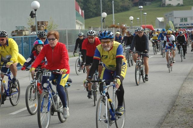 Slovenija kolesari 06 - izbor - foto povečava