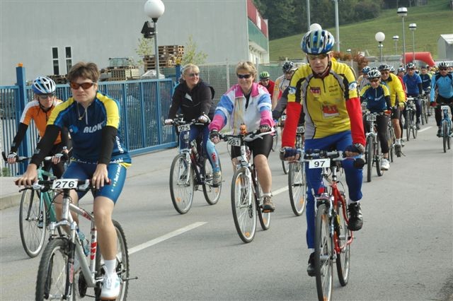 Slovenija kolesari 06 - izbor - foto povečava