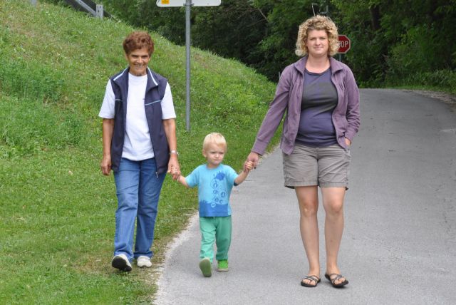 Krompirjev piknik Zavodnje 2011 - foto