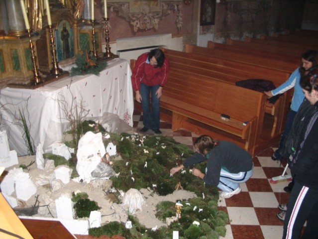 Jaslice v cerkvi 2006 - foto
