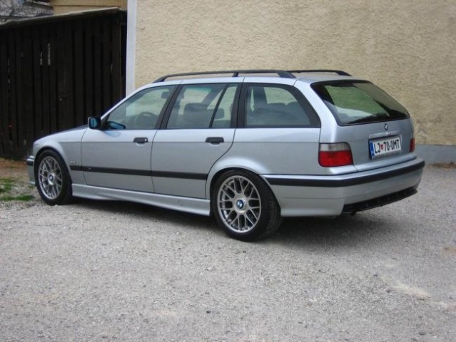 E36 323i  touring - foto