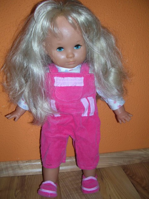 ZAPF CREATION Baby Annabell z lasmi - mehka - 46 cm - s priloženimi oblačili - 17€ 
