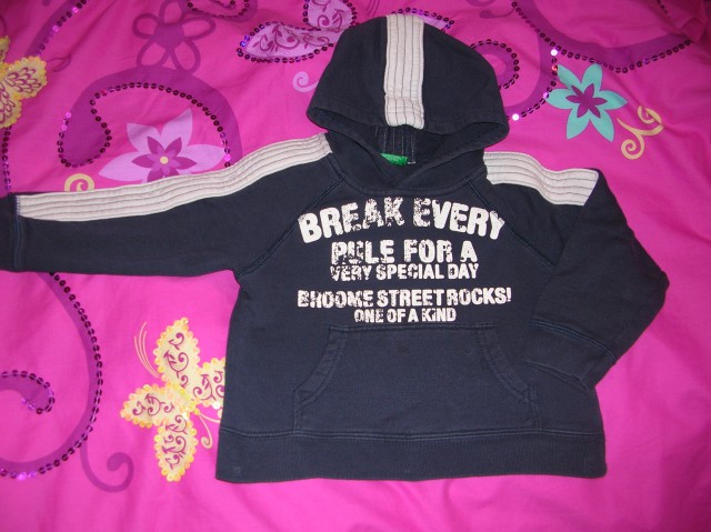 PULOVER BENETTON XXS - parkrat oblečen 6€
