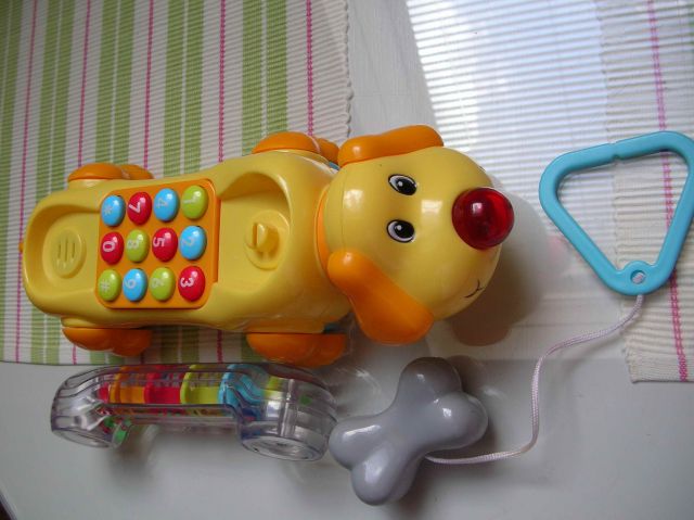 TELEFON KUŽEK