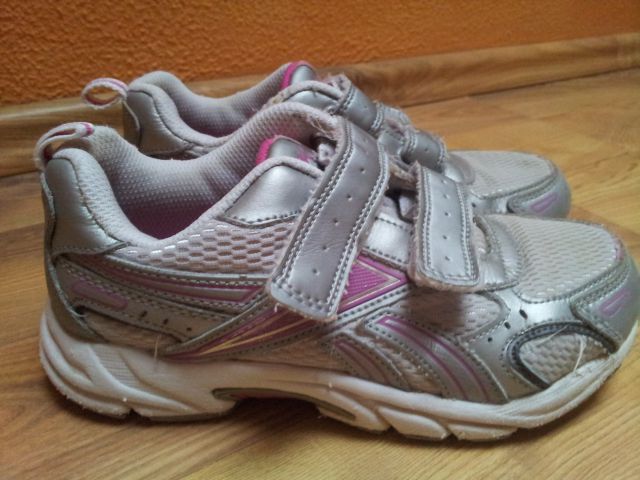 REEBOK 32
