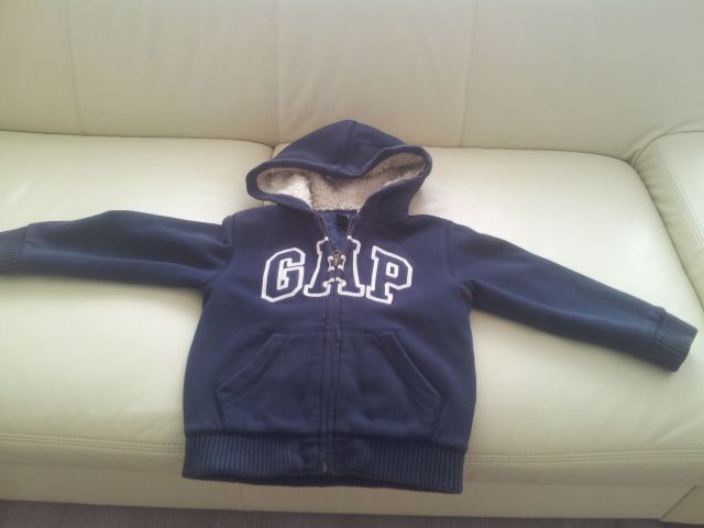 GAP PODLOŽENA JAKNA 4-5 10€
