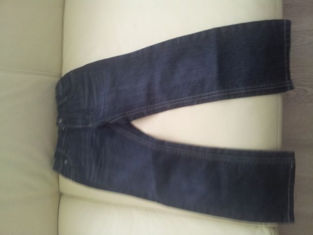 NEXT 6- KOT NOVE KAVBOJKE 10€