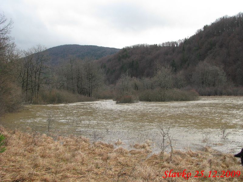 Poplave - foto povečava