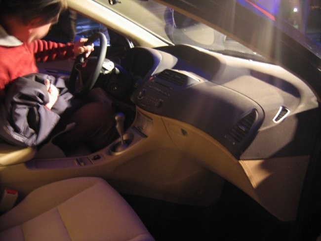 Uradna predstavitev CIVIC 8.generacije - foto povečava